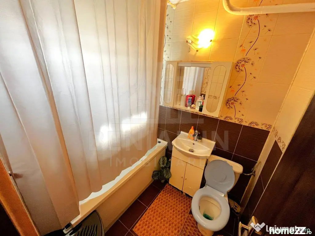 Apartament-2 Camere-Parter Inalt-60mp-2 Balcoane-Piata Va... - Craiova (Dolj)