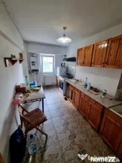 Soveja eden--- apartament 4 camere decomandat cu gaze 