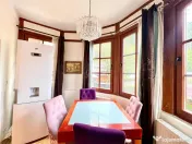 Apartament 2 camere la casa cu curte proprie Schei 