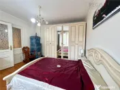 Apartament 2 camere la casa cu curte proprie Schei 