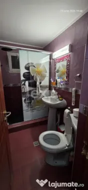 Apartament 3 Camere cu Potențial Comercial/Birou | Parter c