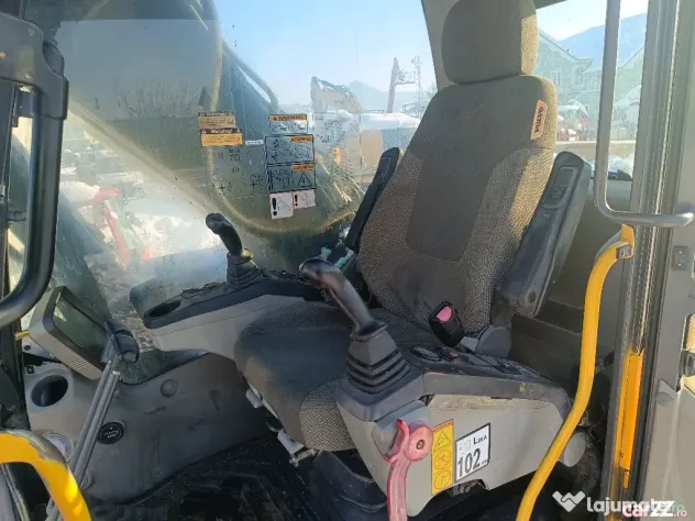 Excavator pe senile Volvo EC210CL, 23 tone, 2007