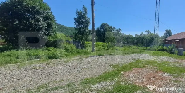 Teren intravilan 1.000 mp cu PUZ, priveliște Munții Făgă