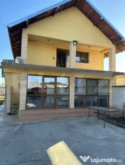 Casa superba de vanzare!