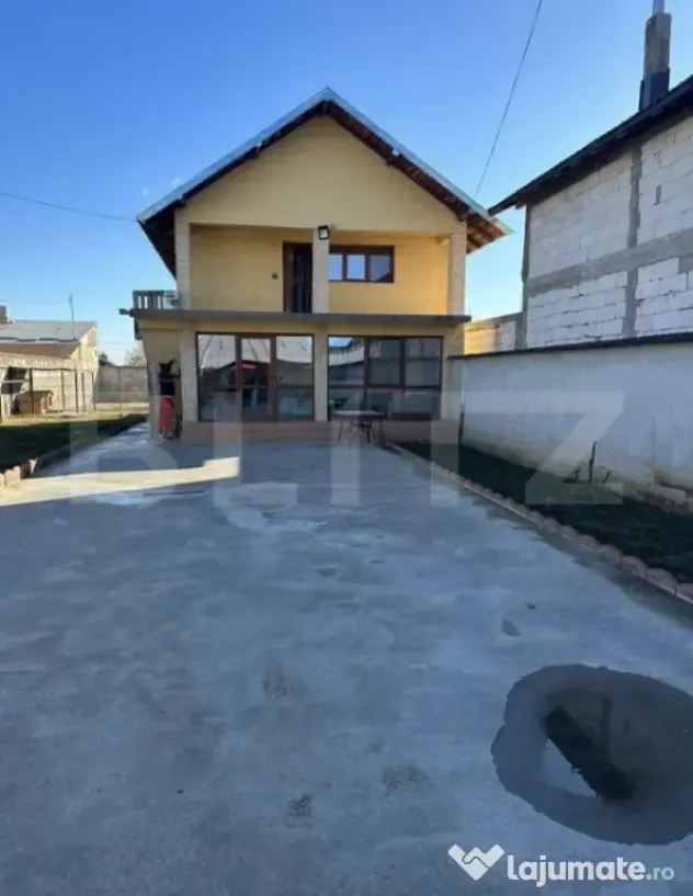 Casa superba de vanzare!
