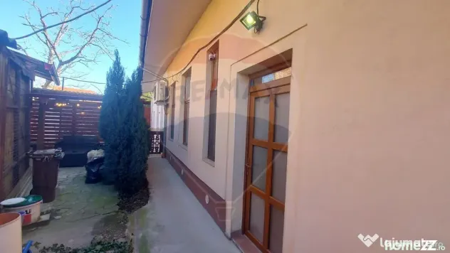 Apartament cu o camera la curte de vanzare pe Ady Endre, ... - Oradea (Bihor)