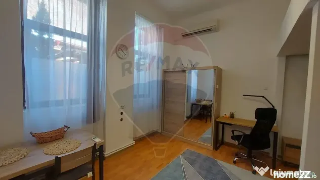Apartament cu o camera la curte de vanzare pe Ady Endre, ... - Oradea (Bihor)