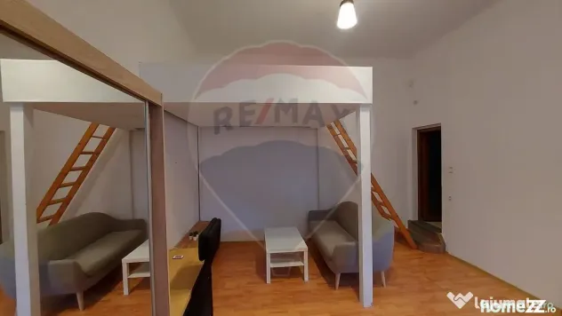 Apartament cu o camera la curte de vanzare pe Ady Endre, ... - Oradea (Bihor)