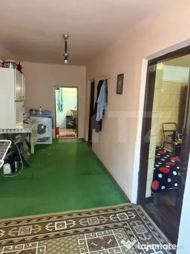 Casă de vanzare, 106 mp, teren 1.677 mp, sat Măgura, comun