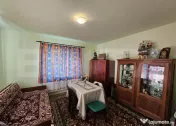 Casă renovată, 4.237mp teren intravilan, Dublu front strad 