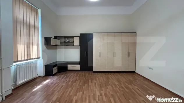 Apartament 2 camere în incinta Palatului Stern, Centrul Ist - Oradea (Bihor)