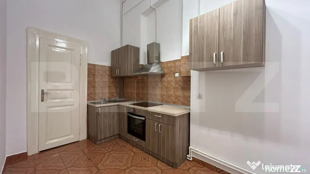 Apartament 2 camere în incinta Palatului Stern, Centrul Ist - Oradea (Bihor)