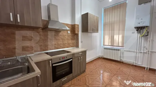 Apartament 2 camere în incinta Palatului Stern, Centrul Ist - Oradea (Bihor)