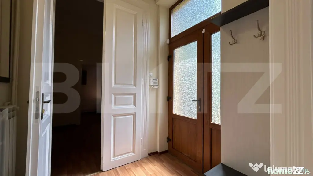 Apartament 2 camere în incinta Palatului Stern, Centrul Ist - Oradea (Bihor)