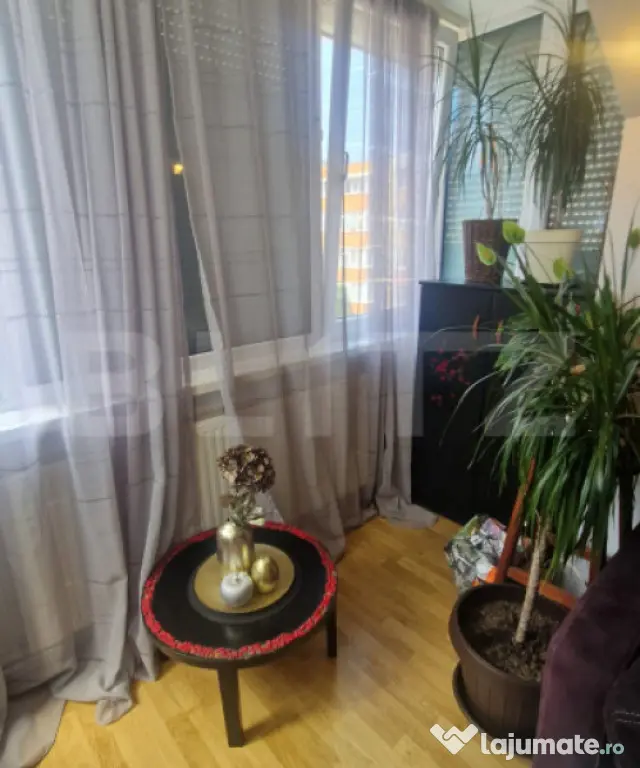 Apartament 4 camere lux Codlea- etaj intermediar, mobilat ,p