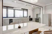 Apartament elegant de 2 camere, 82mp utili, loc de parcare ? 