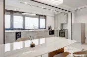 Apartament elegant de 2 camere, 82mp utili, loc de parcare ?