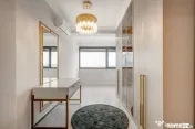 Apartament elegant de 2 camere, 82mp utili, loc de parcare ?