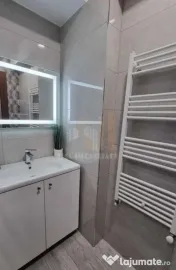 Apartament 2 camere decomandat Isaran Tractorul Brasov
