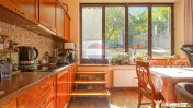 3 camere în Centrul Istoric: 90 mp, curte privată și vedere spre Tampa 