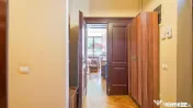 3 camere în Centrul Istoric: 90 mp, curte privată și vedere spre Tampa 