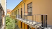 3 camere în Centrul Istoric: 90 mp, curte privată și vedere spre Tampa 
