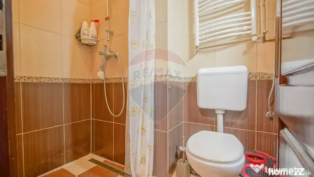 3 camere în Centrul Istoric: 90 mp, curte privată și v...