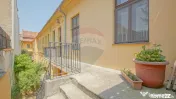 3 camere în Centrul Istoric: 90 mp, curte privată și v... 