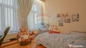 3 camere în Centrul Istoric: 90 mp, curte privată și v...
