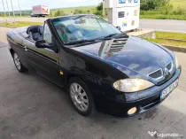 Vând Renault cabrio