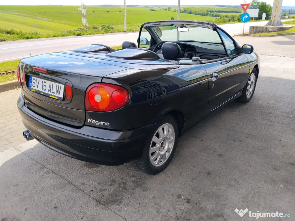 Vând Renault cabrio
