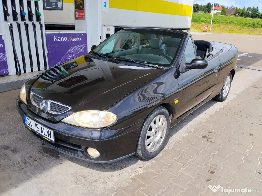 Vând Renault cabrio