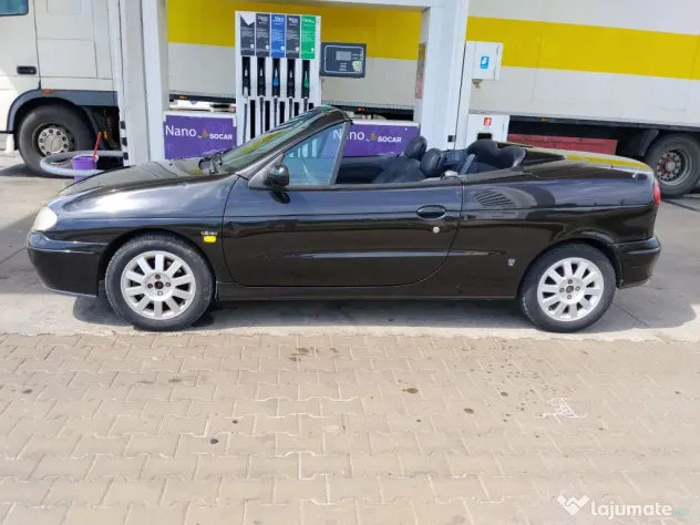 Vând Renault cabrio