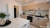 Apartament 2 camere I Complet renovat I Bucatarie mobilat... 