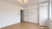 Apartament 2 camere I Complet renovat I Bucatarie mobilat... 
