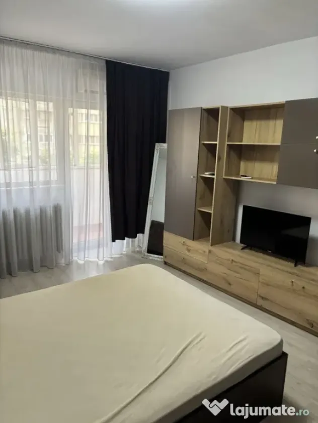 Iancului decomandat etaj 4