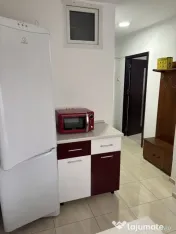 Iancului decomandat etaj 4