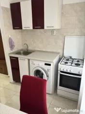 Iancului decomandat etaj 4
