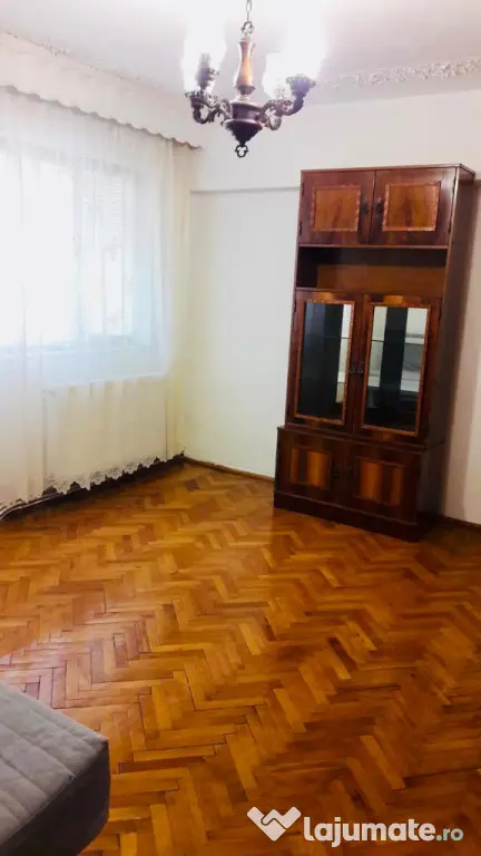 vand ap 2 camere Zalau Mihai Viteazu 39