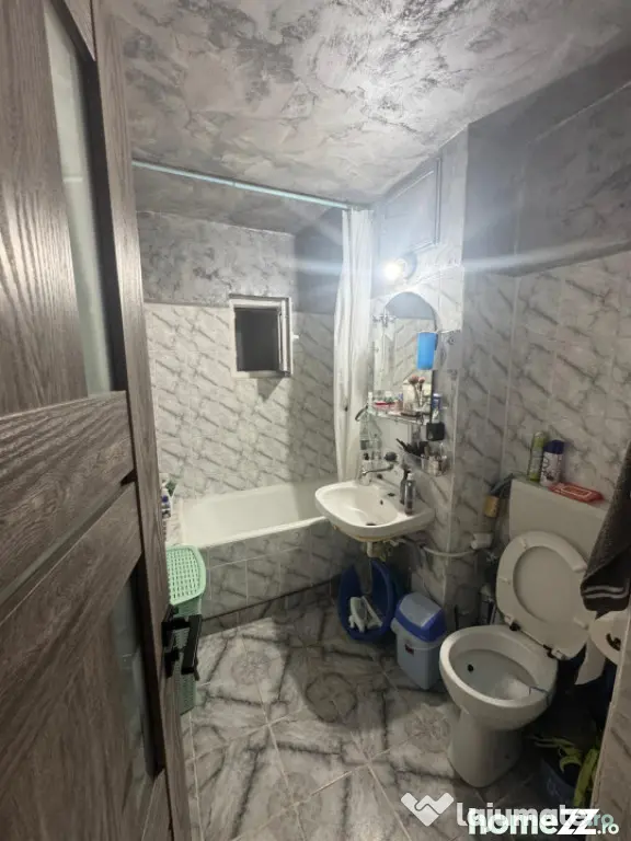 Apartament decomandat 2 camere, 49 mp, etaj 2, zona Brazda l - Craiova (Dolj)