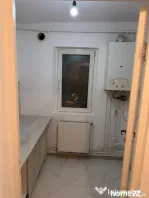 Apartament recent renovat cu centrala proprie parter zona Sa