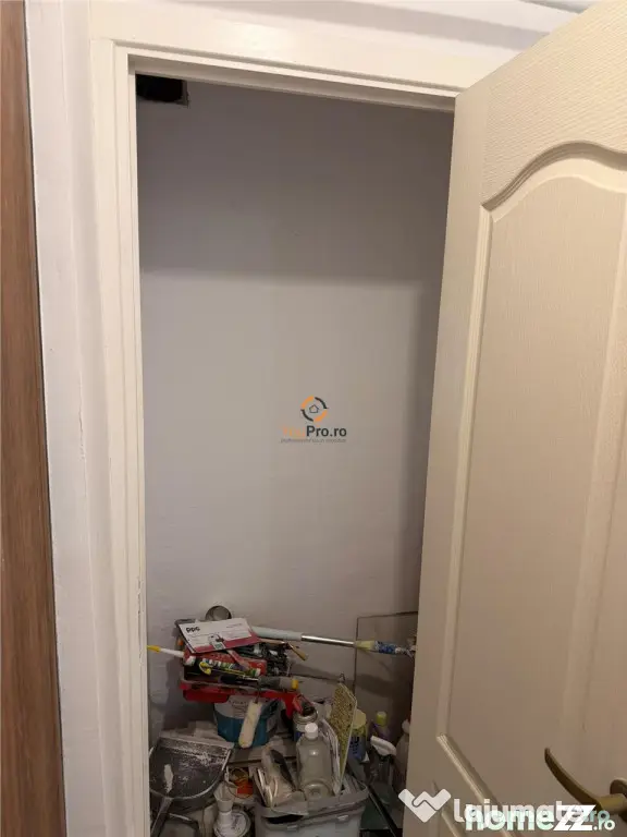 Apartament recent renovat cu centrala proprie parter zona Sa