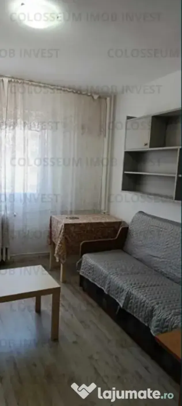Camera de camin cu baie si bucatarie proprie - zona Tractorul