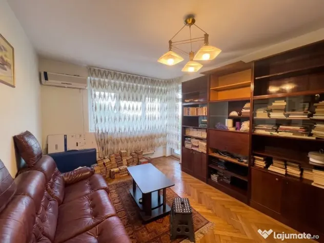 Apartament 3 camere Cotroceni, etaj 4, mobilat parțial