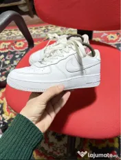 Adidasi Nike Air Force 1 38 femei 