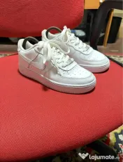 Adidasi Nike Air Force 1 38 femei 