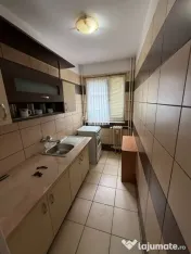 Apartament 3 camere de vânzare – Ploiești, zona Nord – Cartier Polux