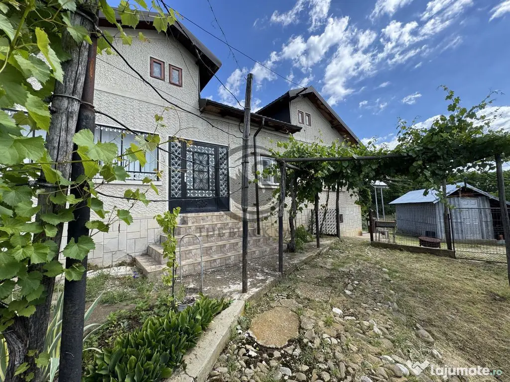Casa de vanzare I Teren 3117mp I Malaiestii de Jos I Comi...