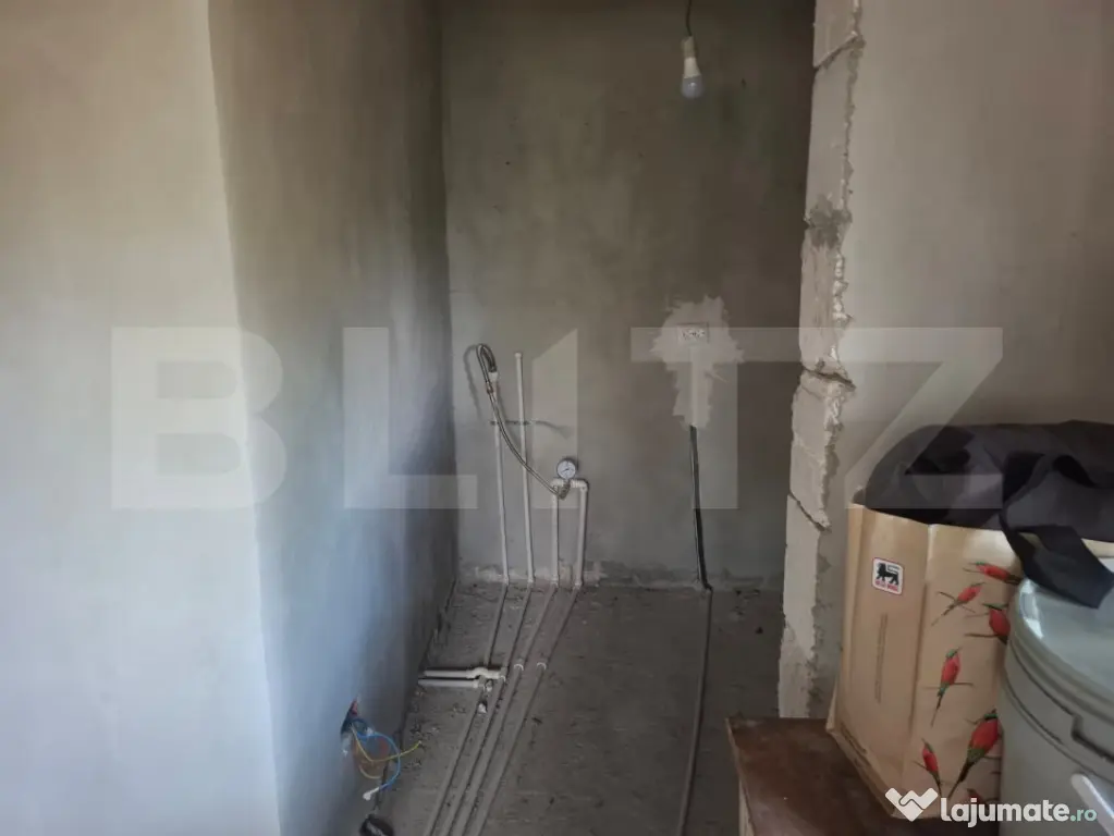 Casa cu priveliste panoramica deosebita + multa vegetatie