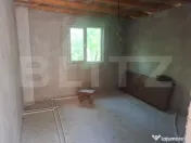 Casa cu priveliste panoramica deosebita + multa vegetatie 